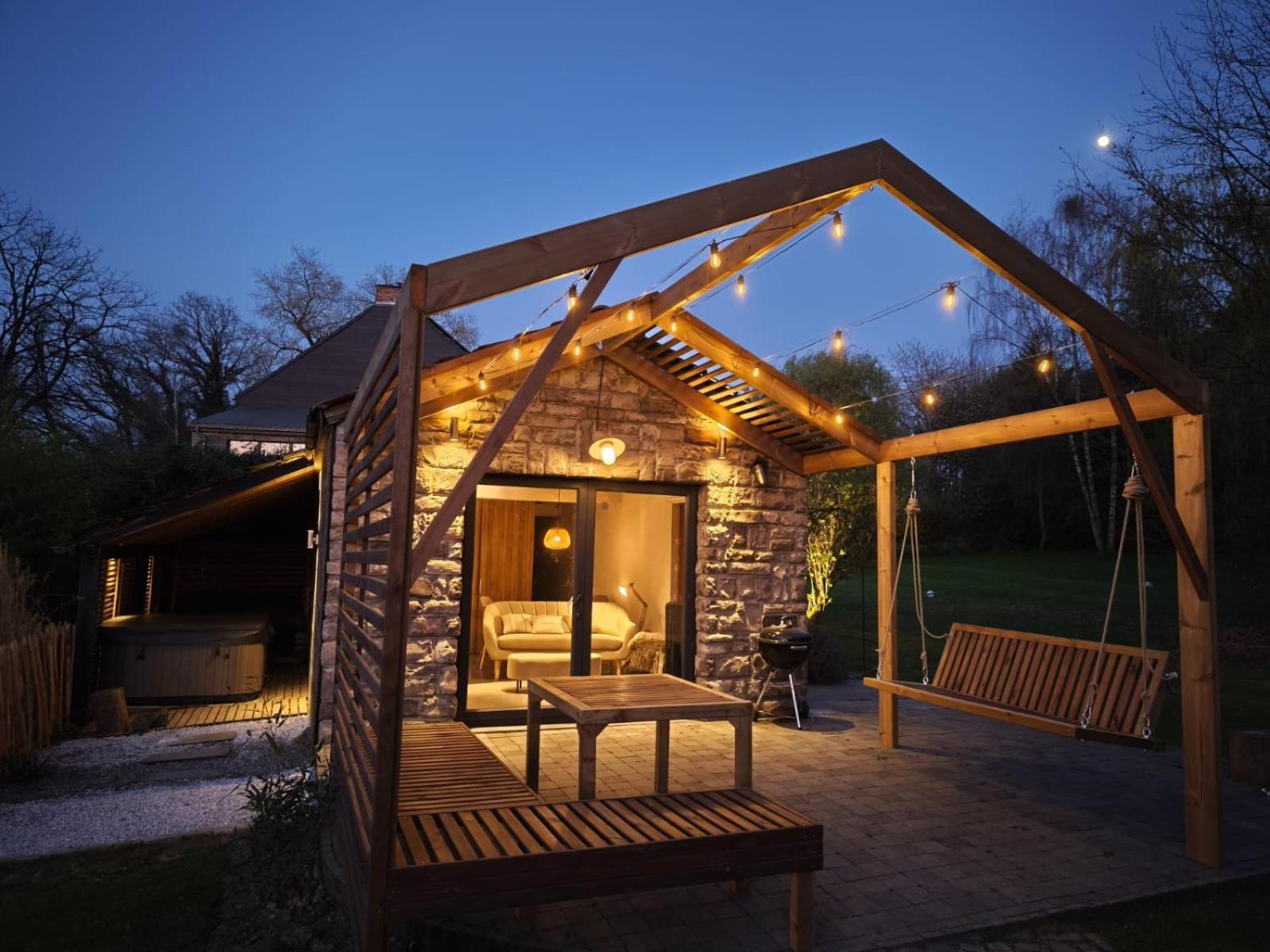 Out & Lodge Les Spirous Les Geronsarts Bagian luar foto